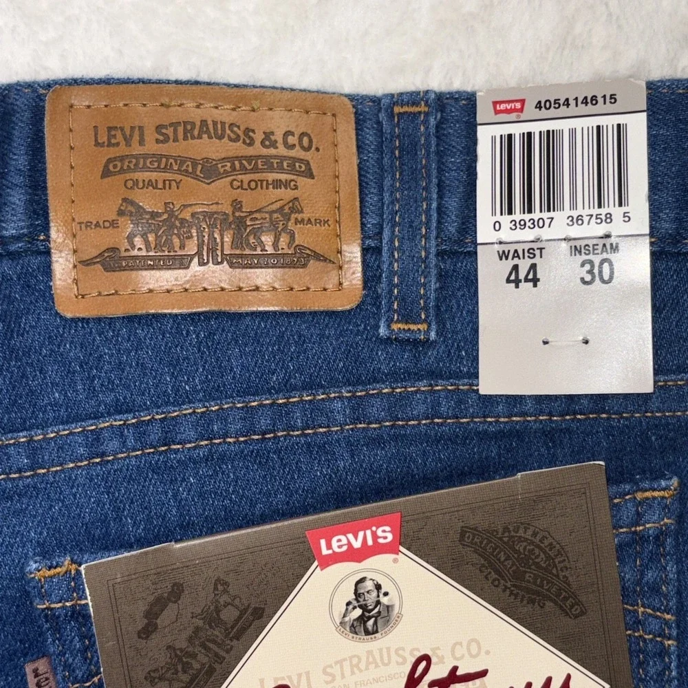 Vintage Levis Action Jeans Men Sz 44 x30 Dark Wash Denim Brown Tab NWT Deadstock